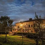 Casa di campagna Borgo Solario